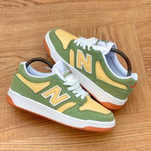 CLASSIC SNEAKERS