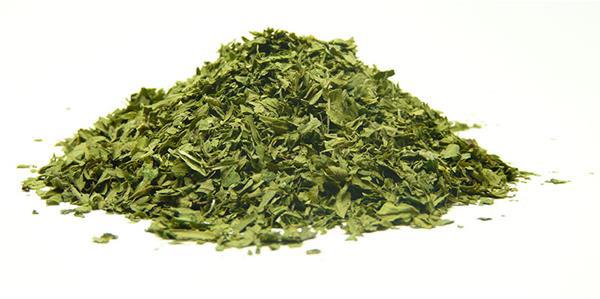 Moringa Leaf Cuts ( Organic Moringa Oleifera Dried Leaf Cuts)